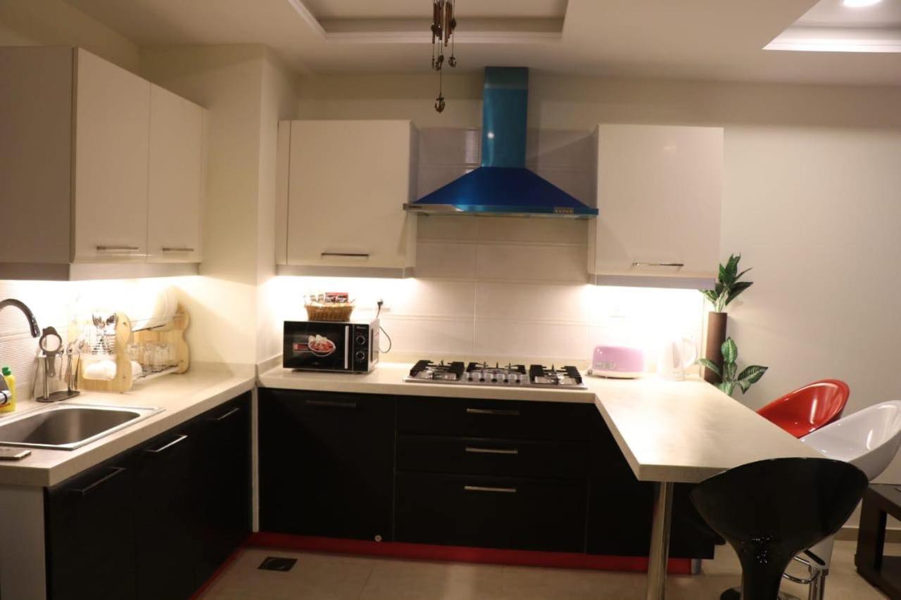 Elegant & Charming One Bed Apartment In Bahria Town راوالبيندي المظهر الخارجي الصورة
