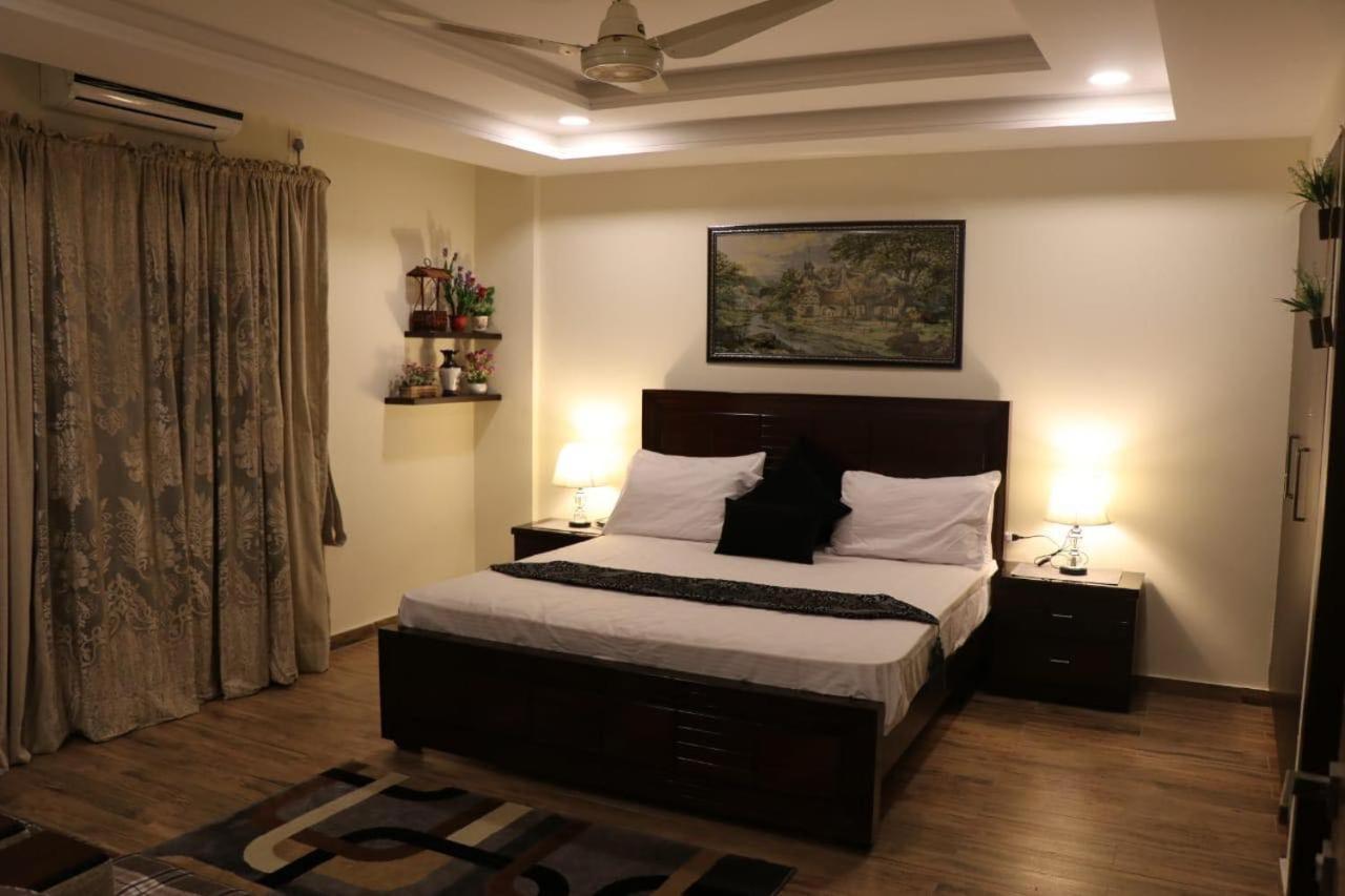 Elegant & Charming One Bed Apartment In Bahria Town راوالبيندي المظهر الخارجي الصورة
